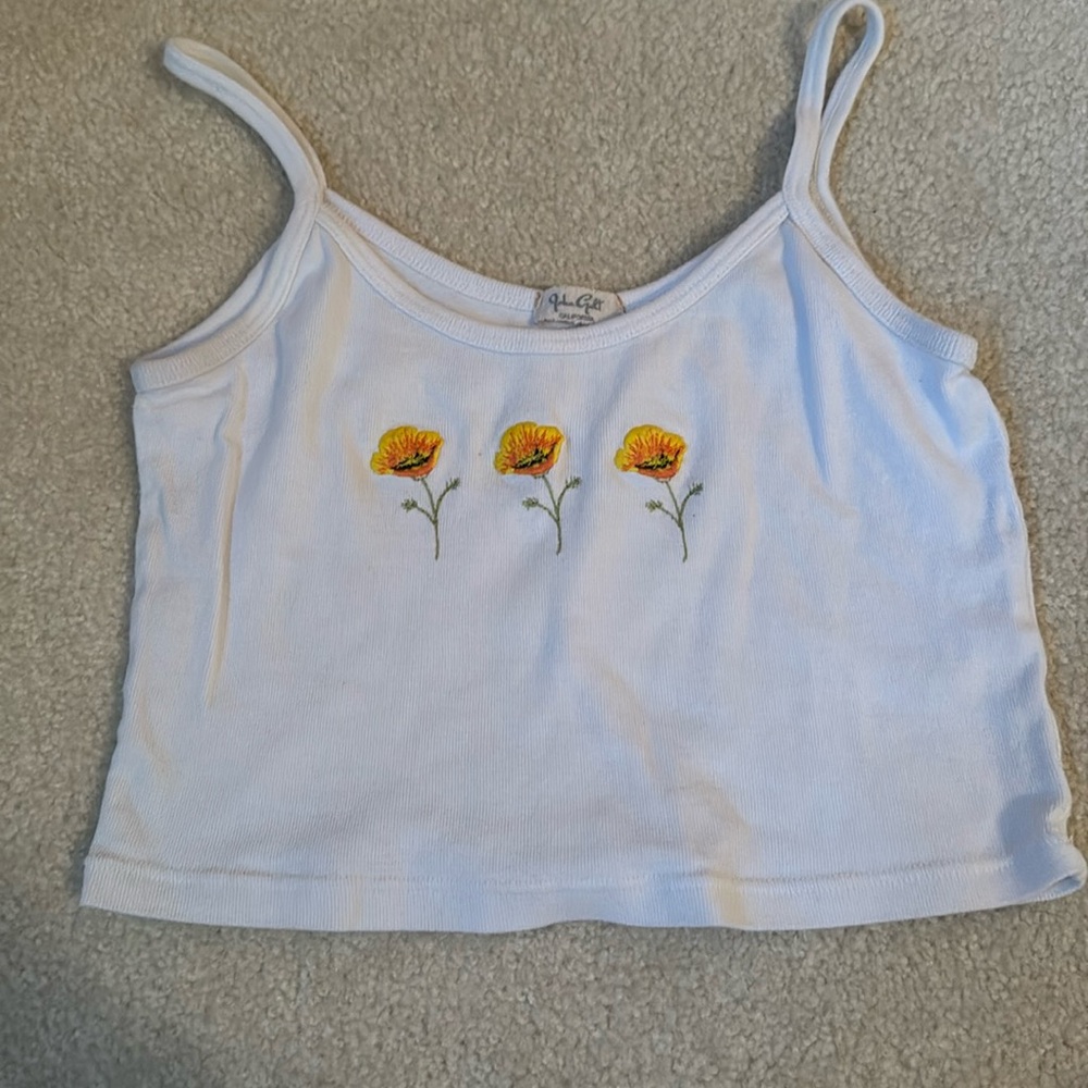 white brandy melville flower tank top